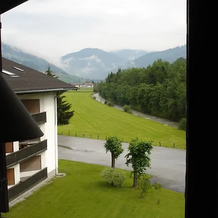 Welcome-bienvenue-добро пожаловать Lejlighed Flachau