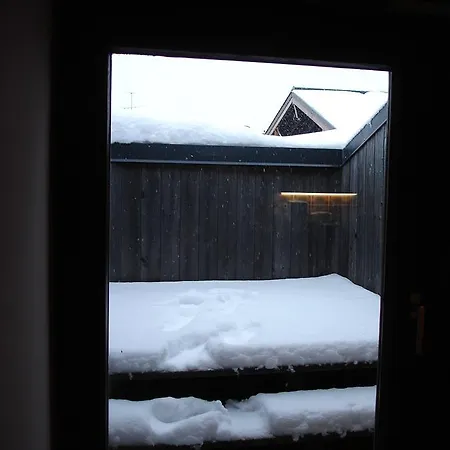 Welcome-Bienvenue-Добро Пожаловать アパート *